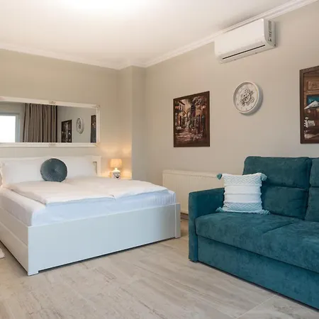 Provence Apartment Arad Exterior photo
